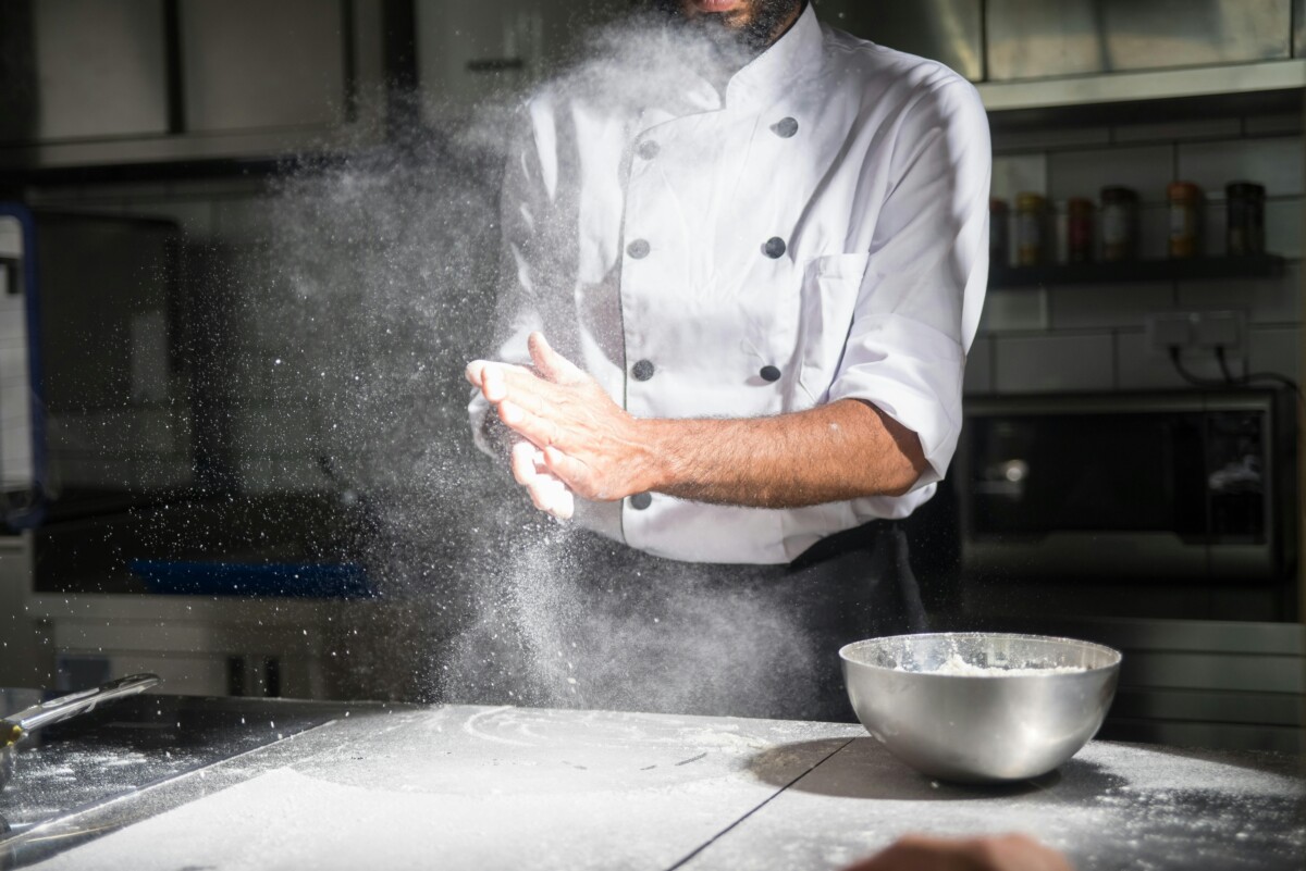 How to Start Cloud Kitchen in 2025: A Complete Guide